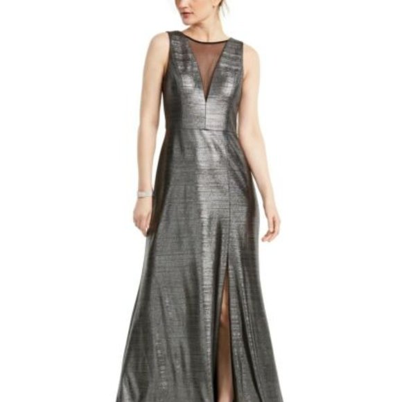 Elegant Silver Evening Gown - Picture 1 of 6